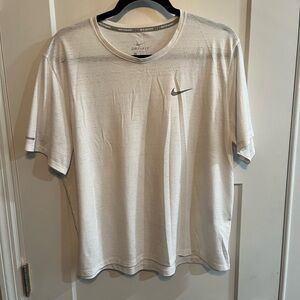 Nike Men's Light Gray Dri-FIT Tee